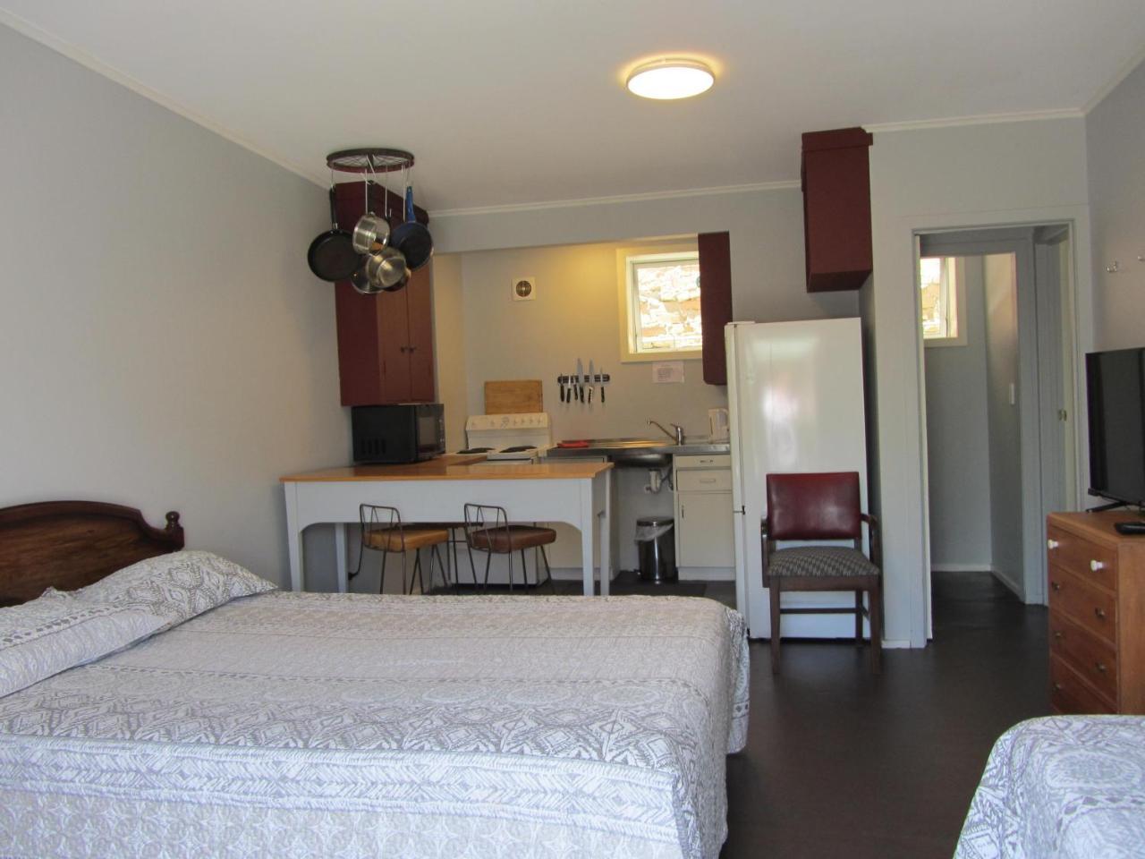 Royal Hotel Opotiki Exteriör bild