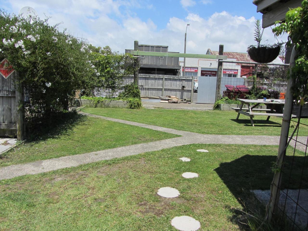 Royal Hotel Opotiki Exteriör bild